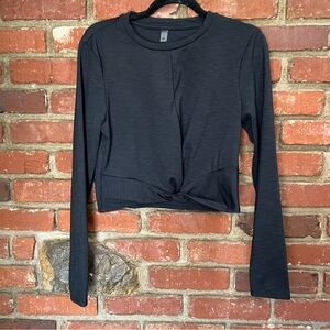 Beyond Yoga NWOT‎ women's  size large black featherweight cropped long sleeve